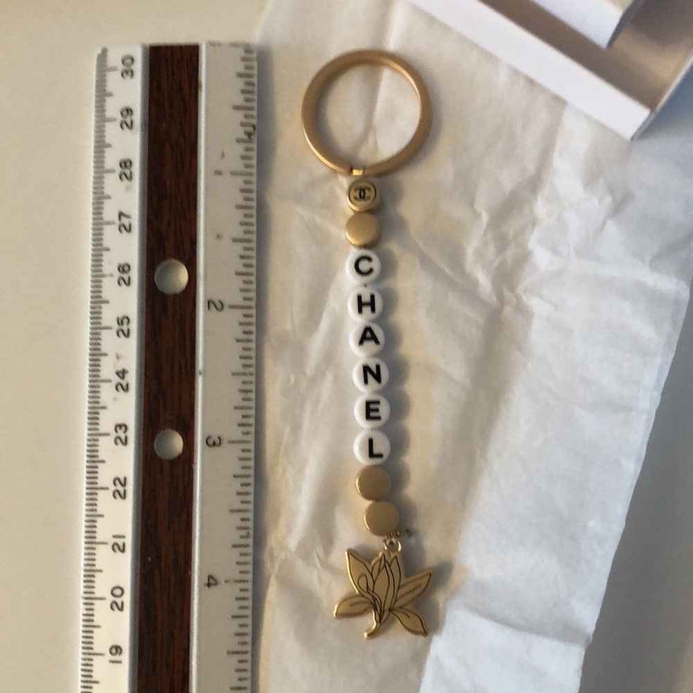 Chanel Sublimage keyring - Picture 5 of 7